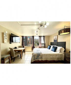 KING BED, Spacious, Legal, VIEW